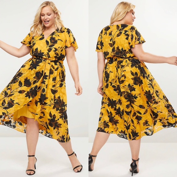 Lane Bryant Dresses & Skirts - Lane Bryant Textured Faux-Wrap Midi Dress NWT